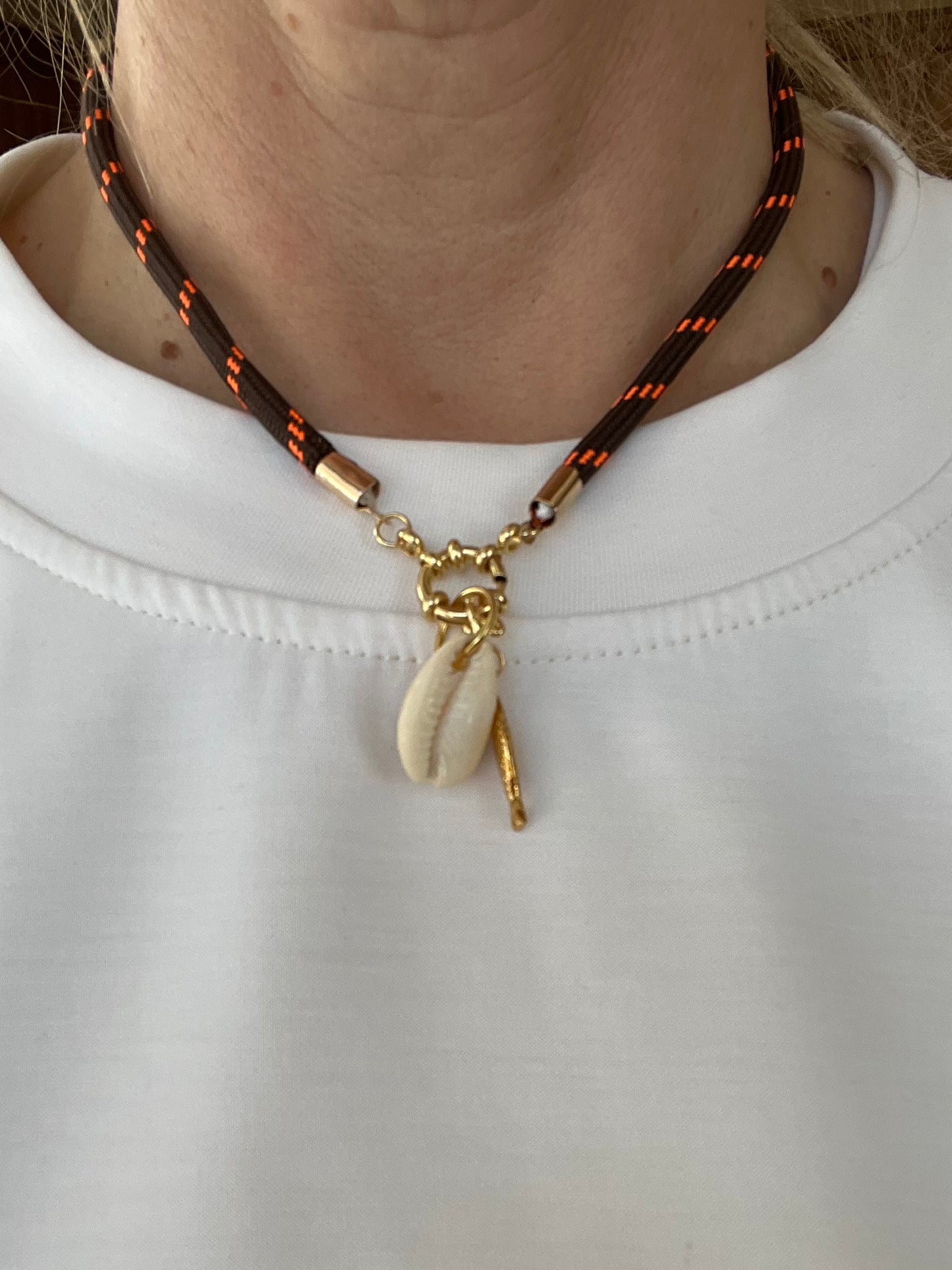 Cord necklace, short #80