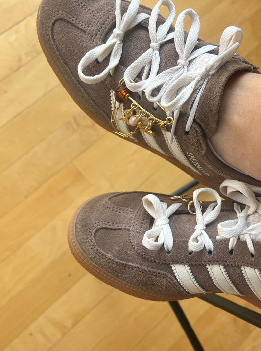 Pin Brooch/ sneakercharm #7