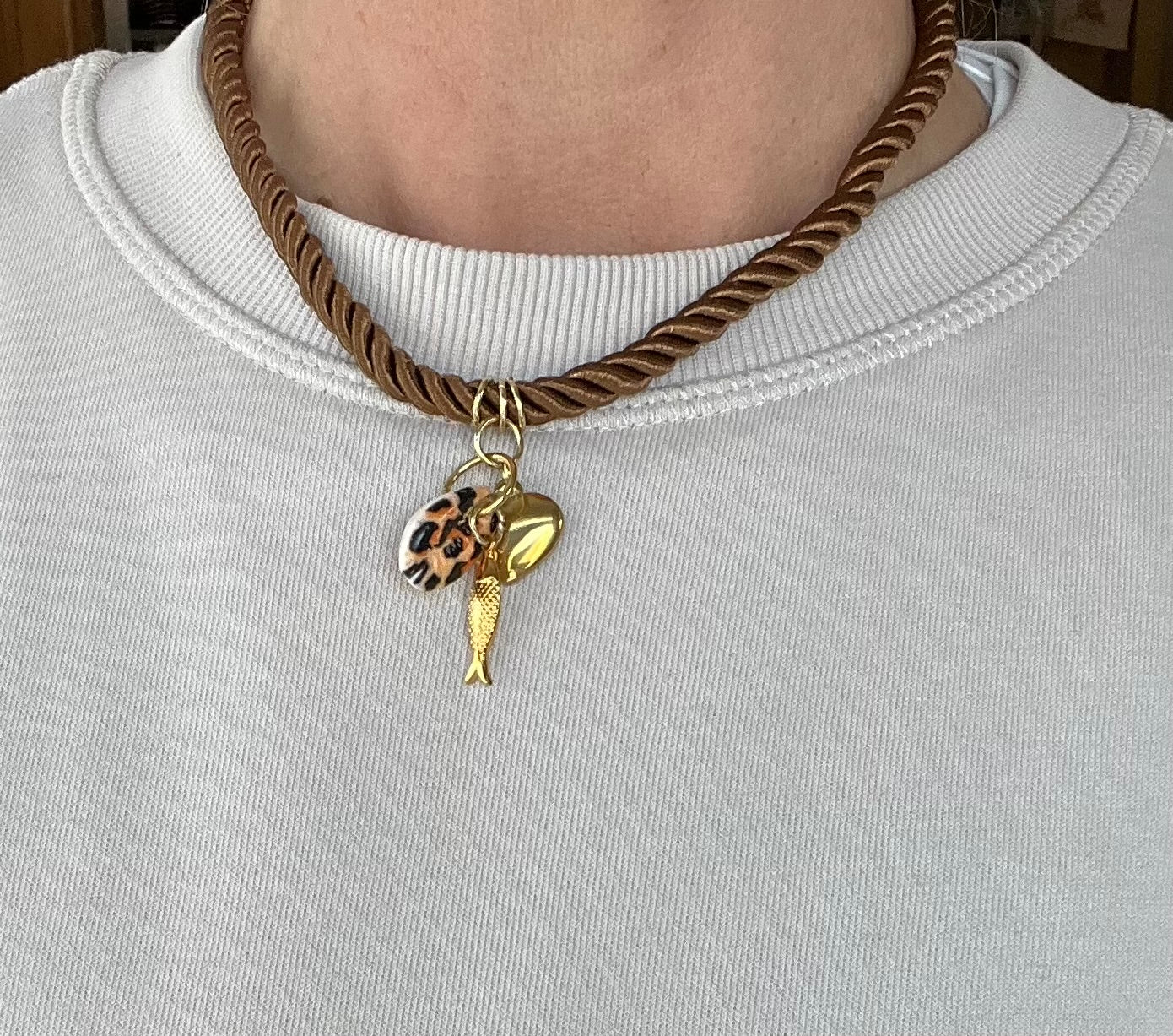 Short Cord necklace, extendable back closure #59