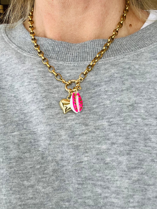 Short chain necklace with bubble heart