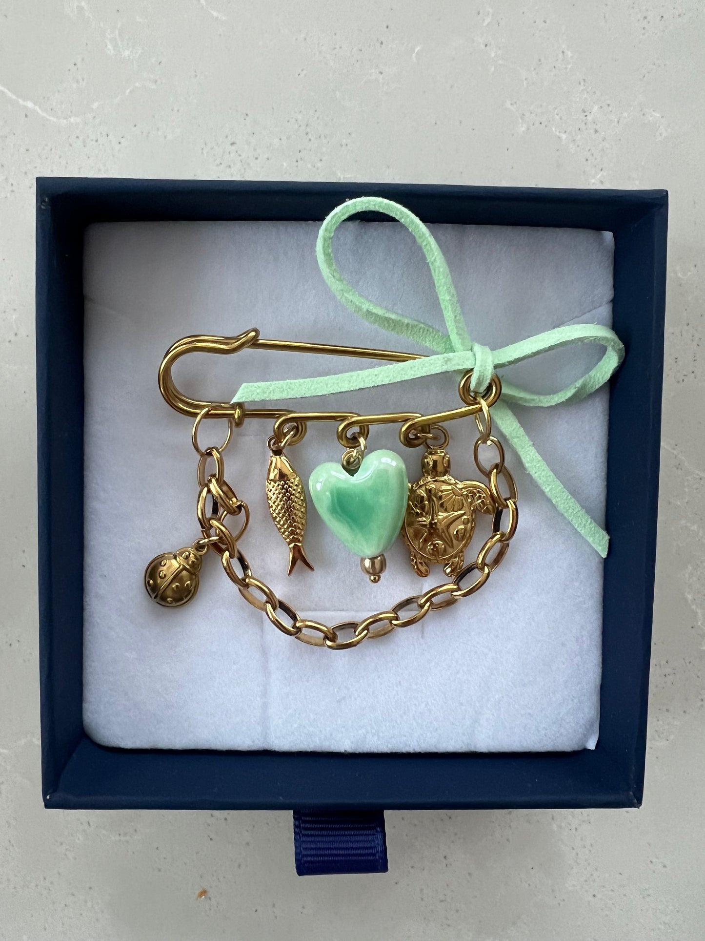Pin Brooch/ sneaker charm #17