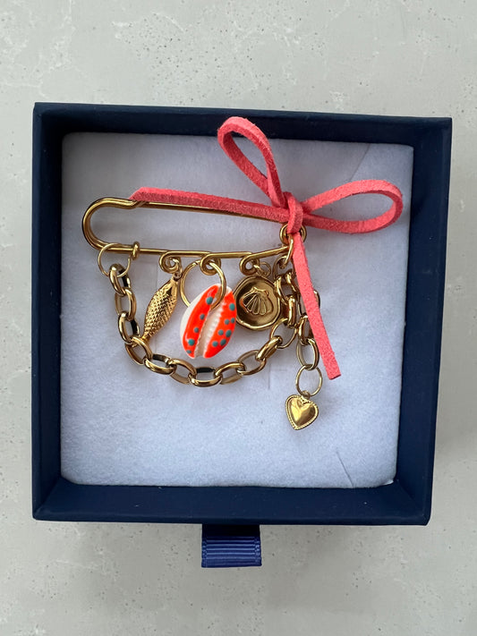 Pin Brooch/ sneaker charm #16